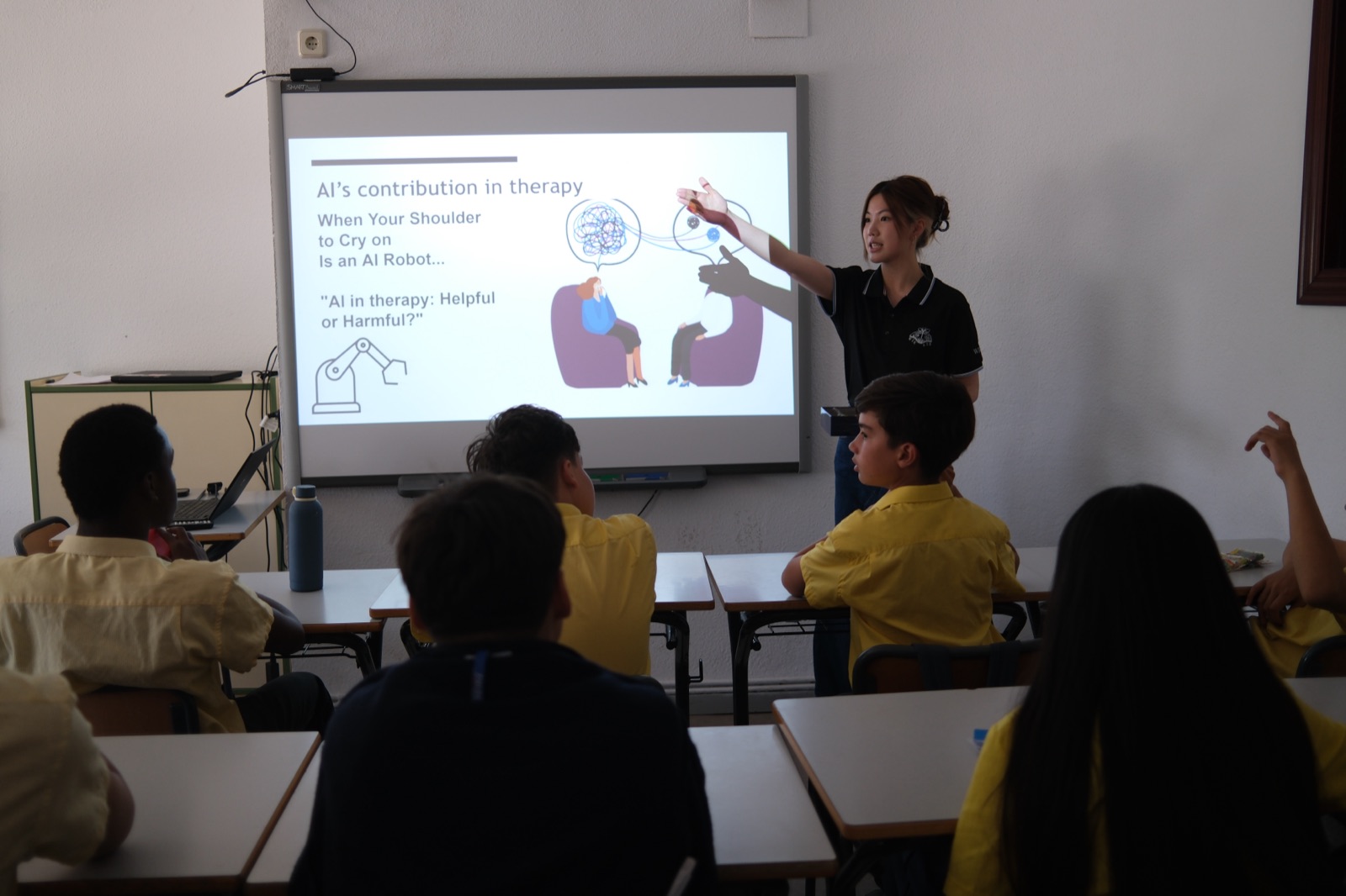 Students taking part in a WIKAIR workshop in Spain.